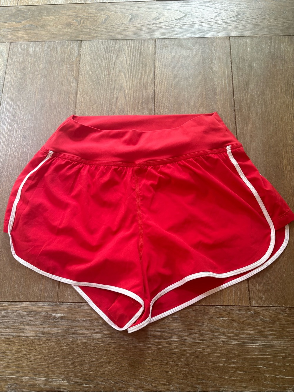 Gilly Hicks Hollister High Rise Athletic Short Small